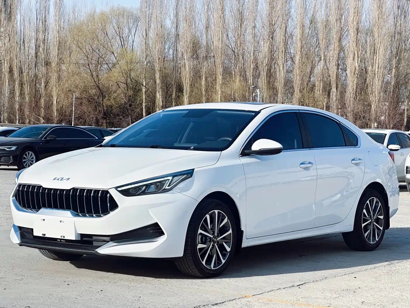 2021 起亚 K3 改款 1.5L CVT 时尚版